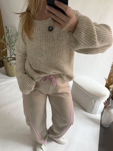 Svetr Bubble s oversize rukávem-krémový