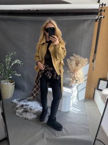 Krivák ala semiš s opaskom-mustard