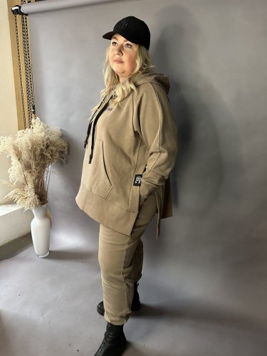 Tepláková souprava Fashinity Vel UNI 2 na postavu BIG XL-5XL