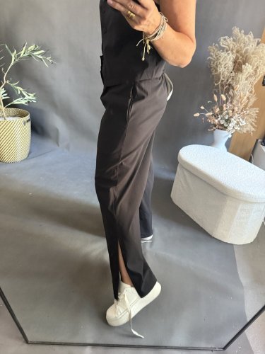 Nohavice so šnúrkou Sun čierné