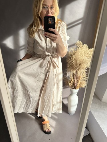 Šaty Business béžové