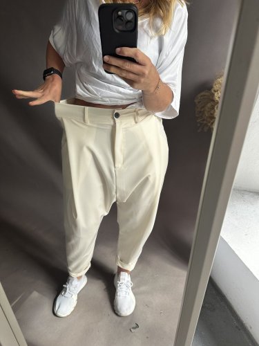 Nohavice s nižším sedom Blair-krémové postava 36-42