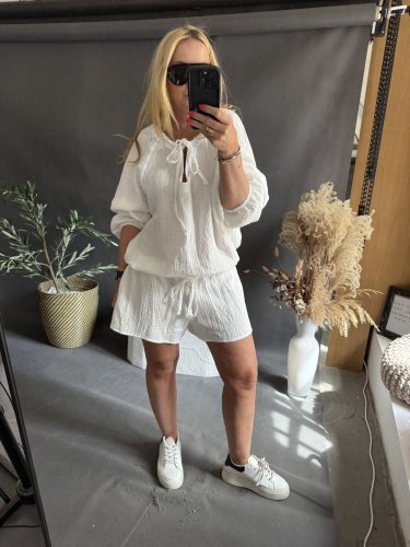 Overal mušelín Gusto-bielá