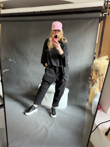 Svetr Moda lehký velký-černá