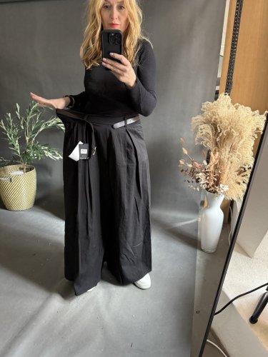 Kalhoty Pantagonna ve stylu sukně -čierná