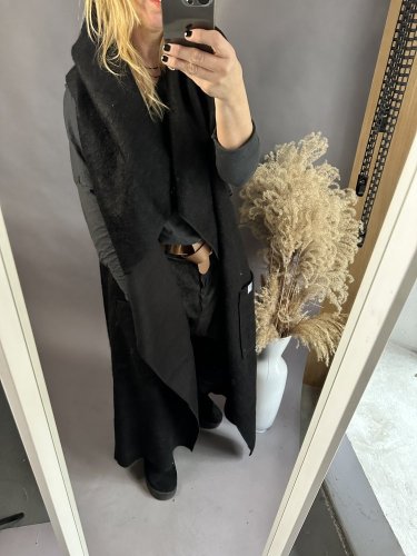 Modna kamizelka-čierná-BIG SIZE