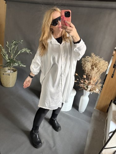 Košeľa lesklá Oversize UNISIZE-bielá