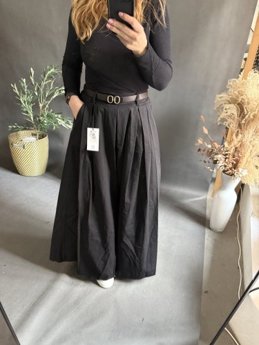 Kalhoty Pantagonna ve stylu sukně -čierná