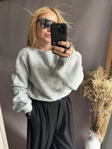 Svetr kratší  s příměsí mohéru-nekouše-šedý