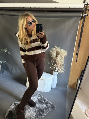 Svetr Pruh s kapucí