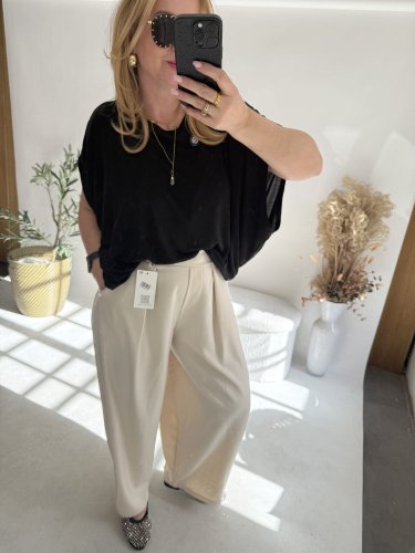 Tričko White Angel-oversize-černé