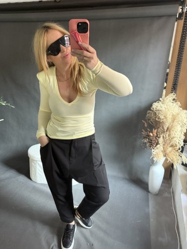 Tričko s vycpávkama-žlutá