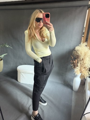 Tričko s vycpávkama-žlutá