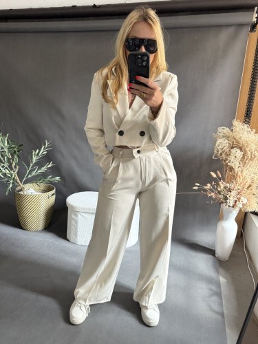 Kostýmček Adela-béžový