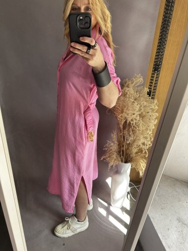 Šaty Kenco-ve stylu dlouhé košile s páskem UNISIZE-růžové