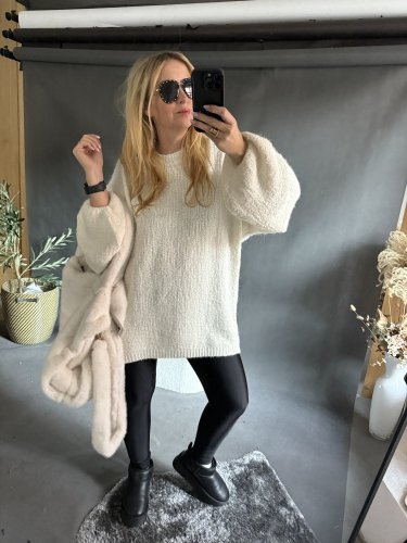 Svetr Mochy-krémový