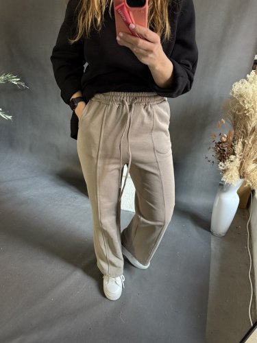 Teplákové nohavice Tara-mocca