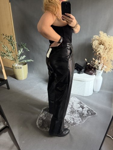 Kalhoty koženka Soka-černé