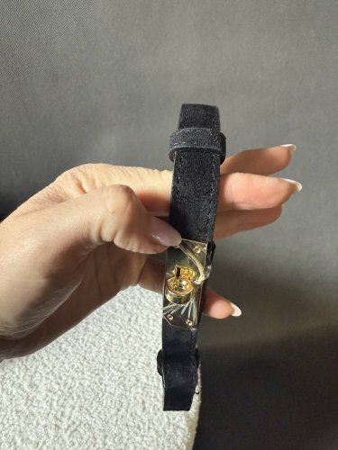 Pásek kožený posuvný se zlatou sponou-broušený černý