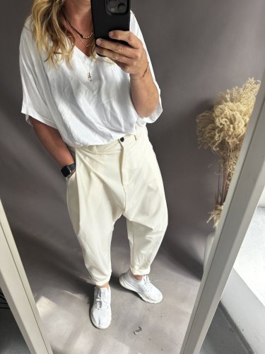 Nohavice s nižším sedom Blair-krémové postava 36-42