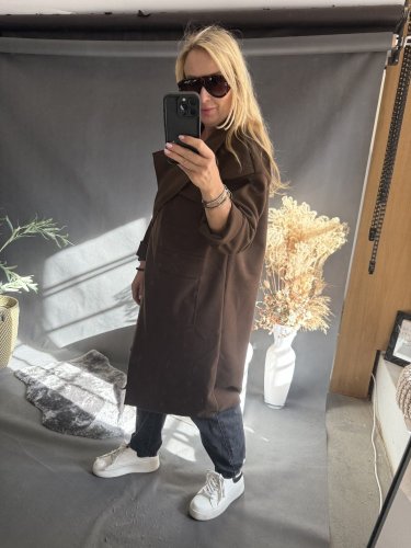 Kabát Sun s páskem-hnědý