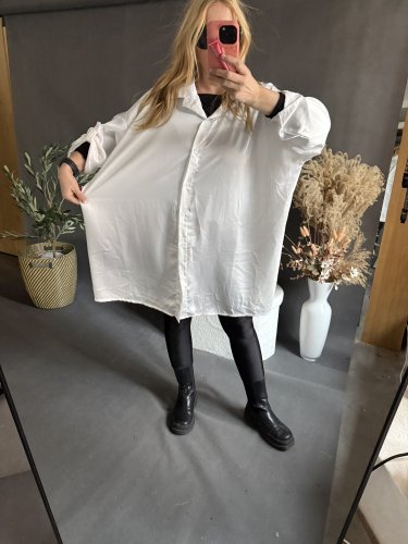 Košeľa lesklá Oversize UNISIZE-bielá