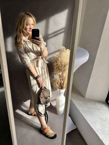 Šaty Business béžové