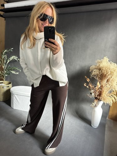 Nohavice s pruhom-max do M