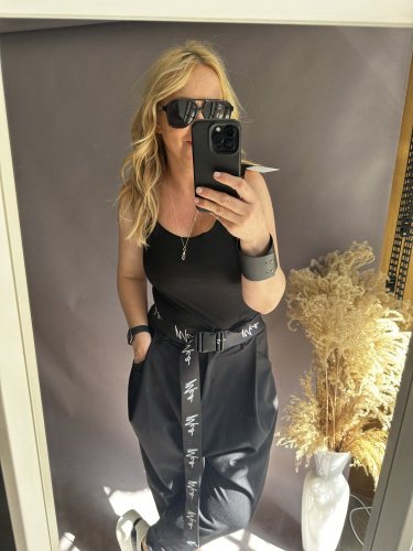 Tielko-široká ramienka-čierne