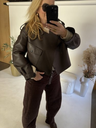 Krivák kožený-hnedý