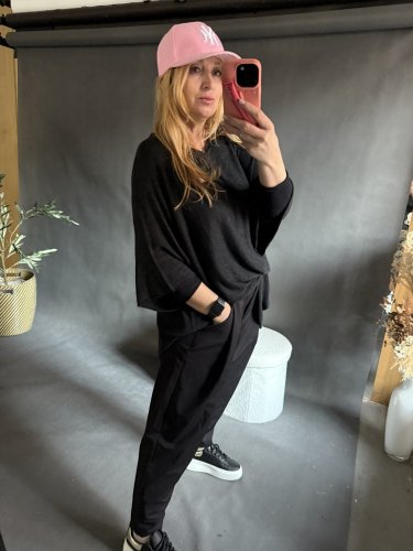 Svetr Moda lehký velký-černá