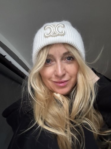 Čepice Chantal-Krémová