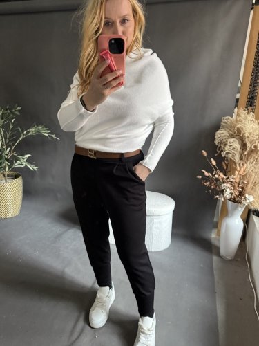 Svetr asymetrický-bílý