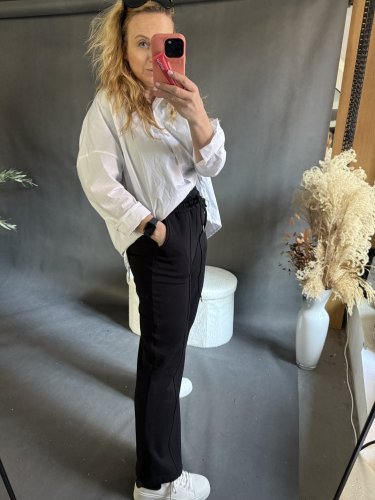 Teplákové nohavice Tara-čierne