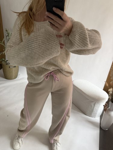 Svetr Bubble s oversize rukávem-krémový