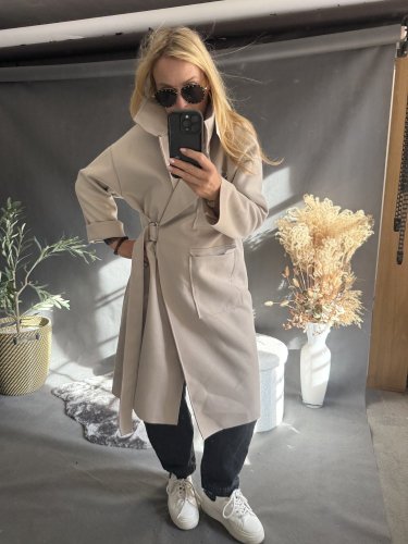 Kabát Sun s páskem-krémový