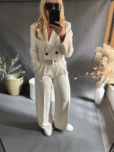 Kostýmček Adela-béžový