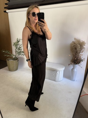 Tílko krajkové oversize-černý