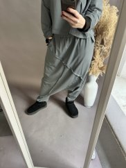 Nasrávacie nohavice/tepláky Crazy-šedé