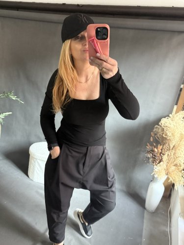 Tričko rebrované Elle-čierne