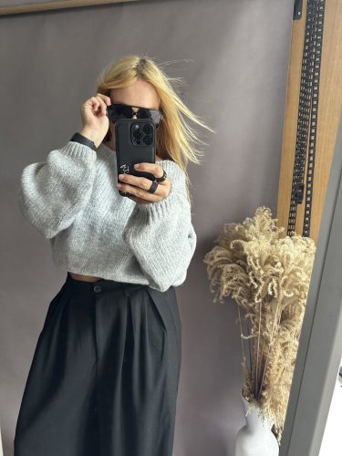 Svetr kratší  s příměsí mohéru-nekouše-šedý