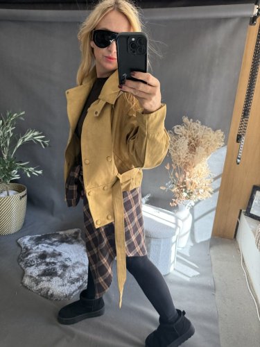 Krivák ala semiš s opaskom-mustard