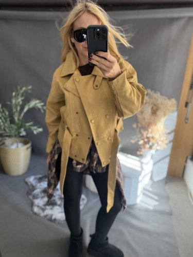 Krivák ala semiš s opaskom-mustard