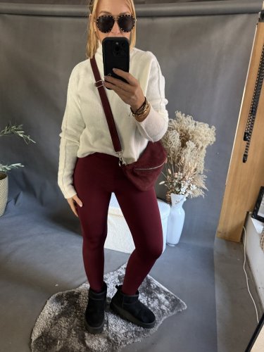 Legíny dole s pútkom-bordeaux