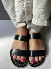 Sandálky Maroko kožené černé s cvočky
