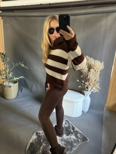 Svetr Pruh s kapucí