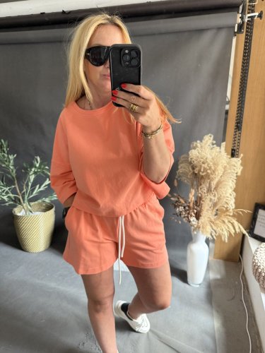 Crop mikina a šortky Gusto-losos