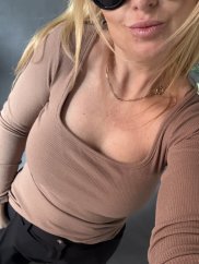 Tričko žebrované Elle-cognac