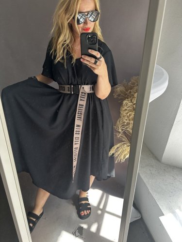 Šaty áčkové střihu Marca-černé