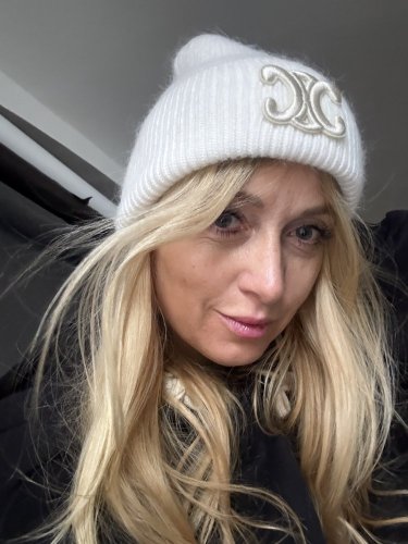 Čepice Chantal-Krémová